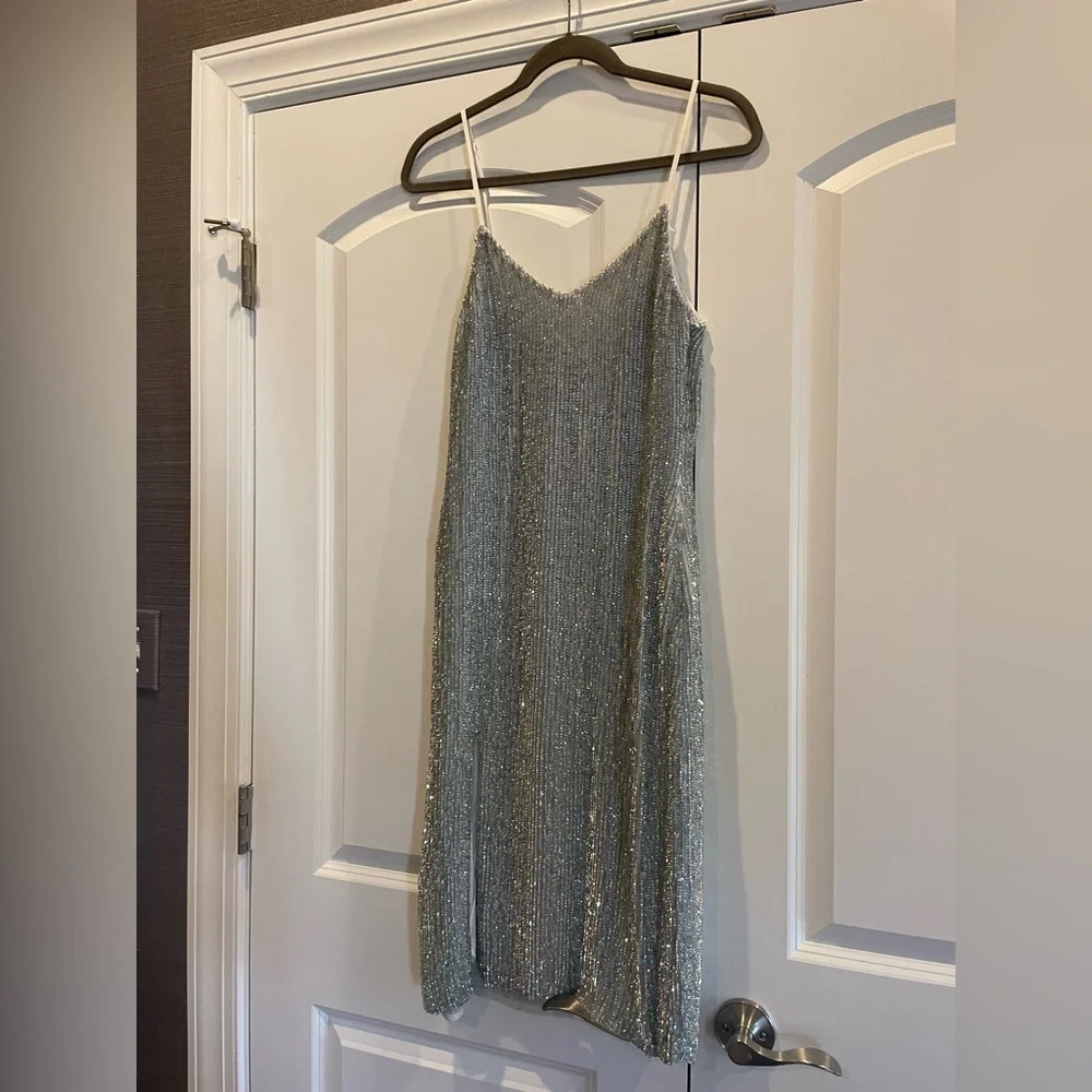 XS Retrofete Denisa Metallic Slip Dress - gorgeous V-back - Picture 4 of 6